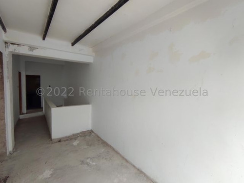 Imagen 11 de 30 de Town-house En Venta En Urb. El Piña (el Limón)-cod. 23-14807-jgvr.