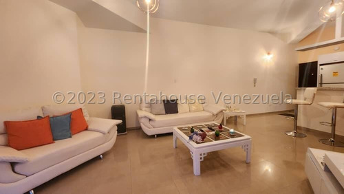 ¡¡ Apartamento En Venta En El Este De Barquisimeto, En El Triangulo Del Este. Edo Lara R E F  2 - 4 - 2 - 9 - 7 - 1 Mp!!