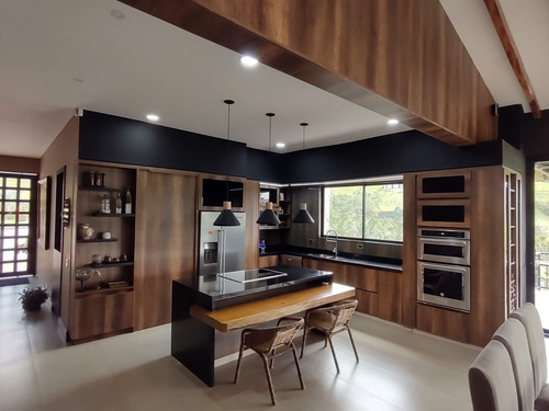 Finca En Unidad Cerrada En Venta En Rionegro (sector San Antonio)