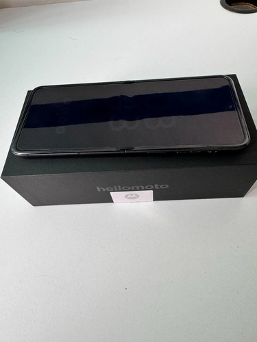 Motorola Razr 50 Gris Dual Sim 12gb + 512gb (Usado)