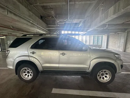 Toyota Fortuner 2.7l 4x2