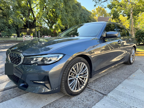 BMW Serie 3 3.0 330i Sedan Sport Line Shadow