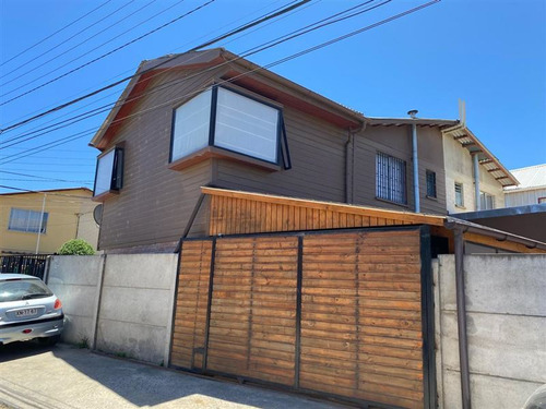 Casa En Venta De 3 Dorm. En Valparaíso