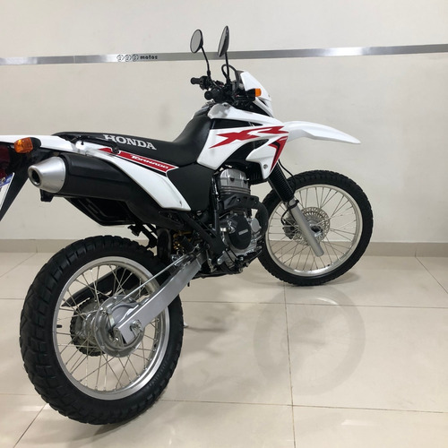 Imagen 24 de 25 de Honda Tornado 2022 Usado