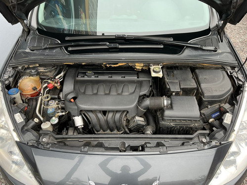Peugeot 408 2.0 Allure Plus 143cv