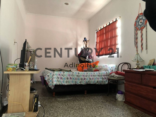Imagen 12 de 18 de 72 E/ 29 Y 30 - Ph En Venta 1 Dormitorio Y Patio