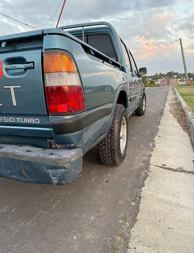 Chevrolet LUV 2.5 Pick-up D/cab 4x2 Aa