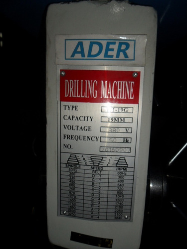 Agujereadora De Banco 19 Mm 3/4 Hp Ader Lt-19g Con Mandril