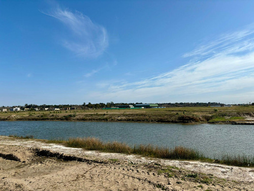 Lote Al Agua En Venta 731m² Noroeste - Barrio Riberas
