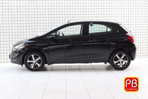 Chevrolet Onix 1.4 Mpfi Ltz 8v Flex 4p Automático 2017/2018