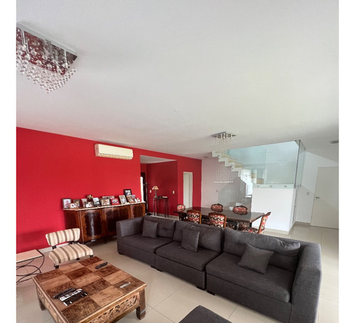Remanso | 5 Dorm | 6 Baños | Lote 1150m2 | 360m2 | Financio