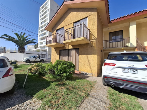 Departamento En Venta De 2 Dorm. En Coquimbo