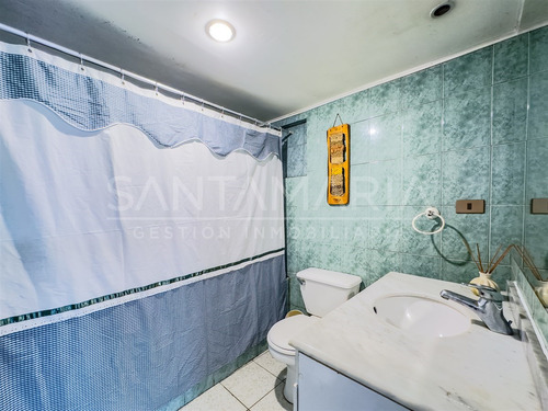 Casa En Venta De 3 Dorm. En Concepción