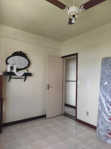 Imagem 3 de 15 de Apartamento 02 Quartos Com Dependência Em Parque Hotel Araruama