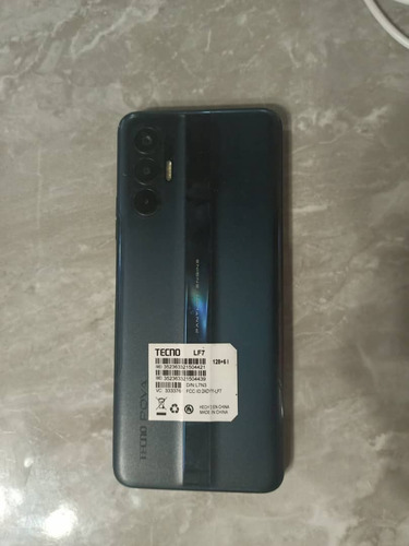 Imagen 3 de 5 de Tecno Pova3 6gb Ram 128gb Almacenamiento Usado