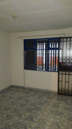 Imagen 8 de 13 de Linda Propiedad A La Venta En Residencial La Esmeralda 35 F