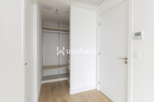 Venta Apartamento Un Dormitorio Punta Del Este Edificio Trump Tower