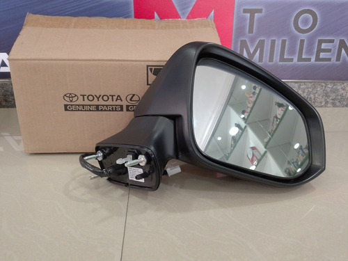 Retrovisor Derecho Toyota Corolla Cross 2021-2023