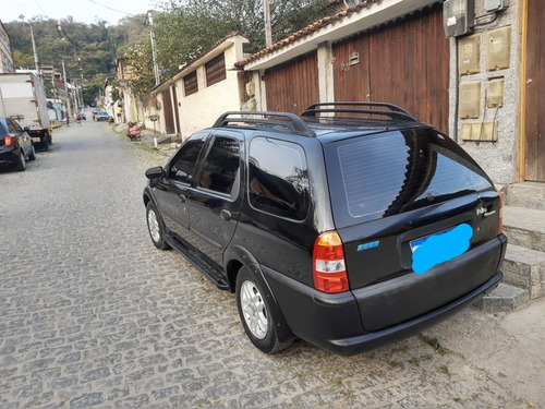 Imagem 4 de 8 de Fiat Palio Weekend 2002 1.6 16v Stile 5p