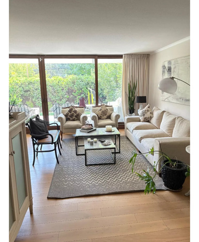 Departamento En Barnechea/ Primer Piso Con Jardin