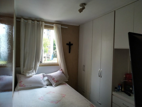 Apartamento Para Venda, 2 Dormitório(s) - 77