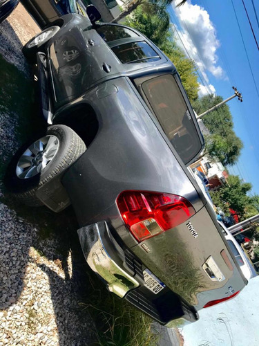 Toyota Hilux 2.8 Cd Srv 177cv 4x2 2017