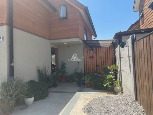 Casa En Venta De 3 Dorm. En Zapallar Curicó