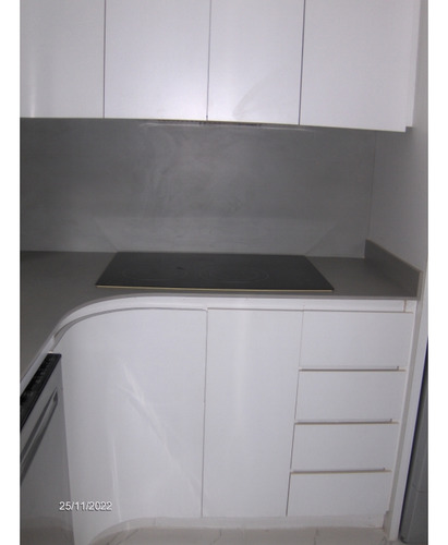 Se Vende Apto 242 M2 3h/3b/3p Altamira 4568