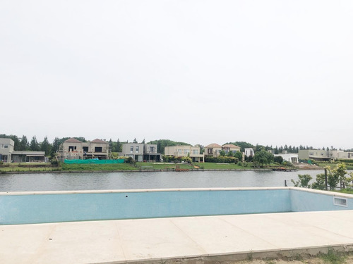 Imagen 3 de 18 de Casa En Venta Bº San Matias Area 1 C/ Pileta A Laguna