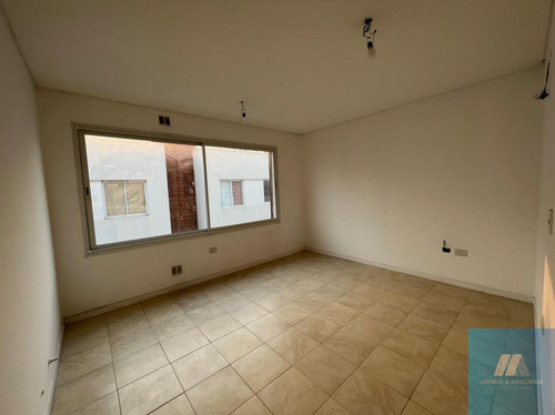 Imagen 3 de 7 de Departamentos 2 Ambientes En Complejo