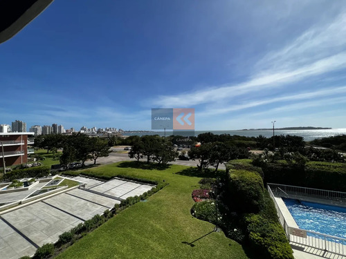Apartamento En Uno De Los Mejores Edificios De La Mansa