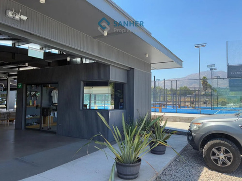 Local Comercial Amoblado En Centro De Deportivo (paddel Gym)