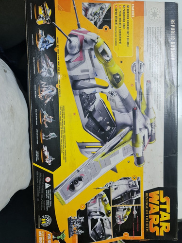 Star Wars Republic Gunship, Ep Iii, Com Tarrets Exclusives.