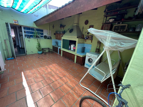 Imagen 27 de 30 de Alquiler De Hermosa Propiedad Horizontal, Con Espacios Muy Amplios En Pleno Centro, En La Avenida Principal $ 30.000