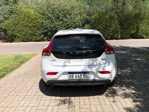 Volvo V40 1.6 T4 Inscription 2017