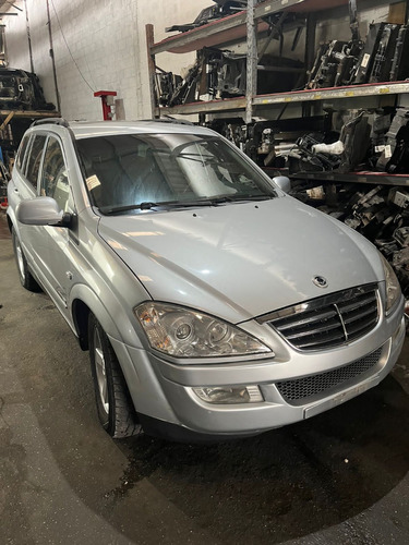 (22) Sucata Ssangyong Kyron 2.0  2011 (retirada Peças)