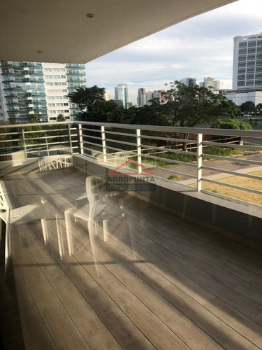 Espectacular Apartamento En Punta Del Este - Ref: 5025