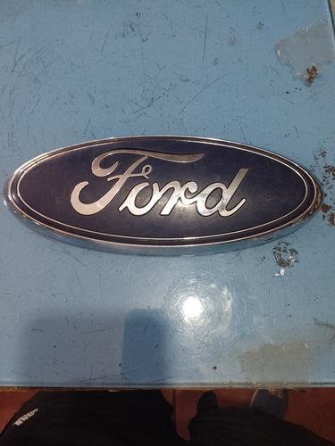 Emblema Insignia Parrilla Ford F150/ F250/ F350 Original 