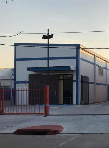 Venta Local Comercial Galpon Deposito Con Renta Carrasco