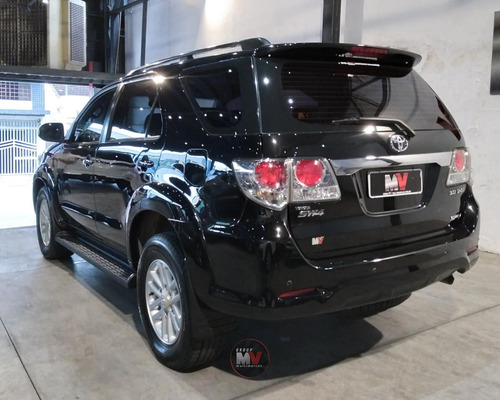 Toyota Hilux SW4 3.0 SRV 4X4 16V TURBO INTERCOOLER DIESEL 4P AUTOMÁTICO