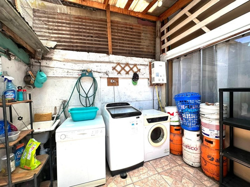 Terreno Con 2 Casas En 1, Total 5d Y 2b En Recoleta