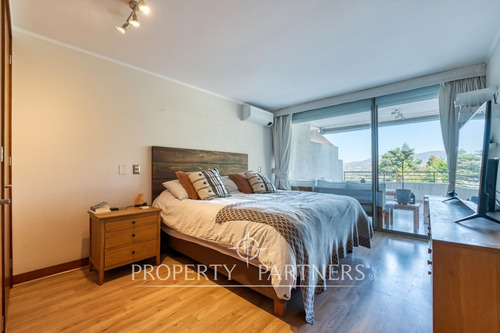 Departamento Con Gran Vista, Cercano A Colegio