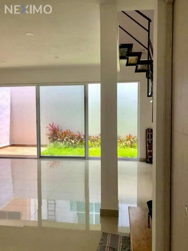 Imagen 2 de 13 de Se Vende Hermosa Residencia En Arbolada