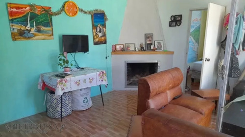 2 Casas Con Terreno En Venta- Fonseca- Ituzaingó