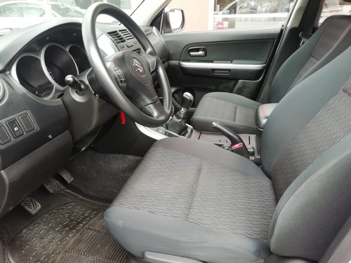 Suzuki Grand Vitara 4x4 Mt. 2015. Plata