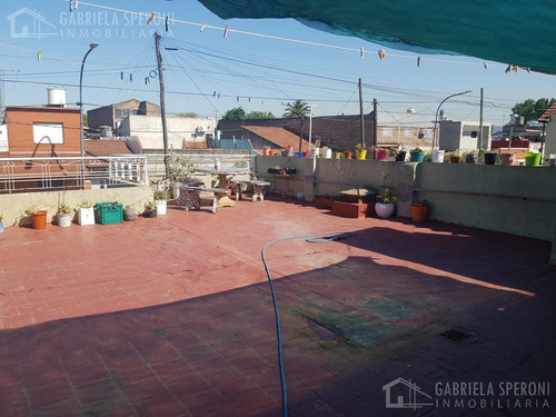 Imagen 16 de 21 de Casa Con Amplia Terraza Y Garage