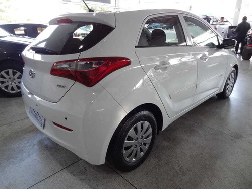 Imagem 5 de 9 de Hyundai Hb20 1.0mt Comfort Plus 2015