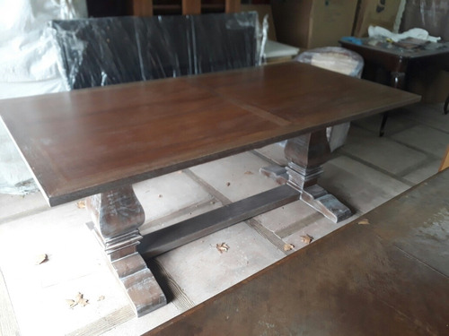 Mesa De Comedor En Madera Maciza Y Tapa De Placa De Cedro