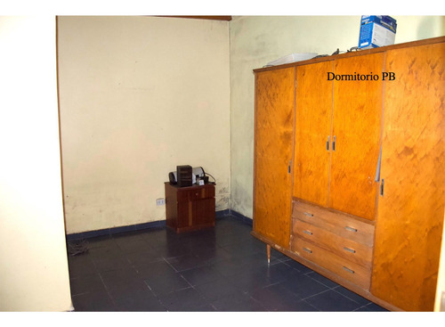Venta Casa Multi-vivienda (2 Casas De 2 Dorm. + Comercio) Apta Credito