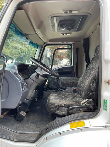 Imagem 9 de 11 de Ford Cargo 2429